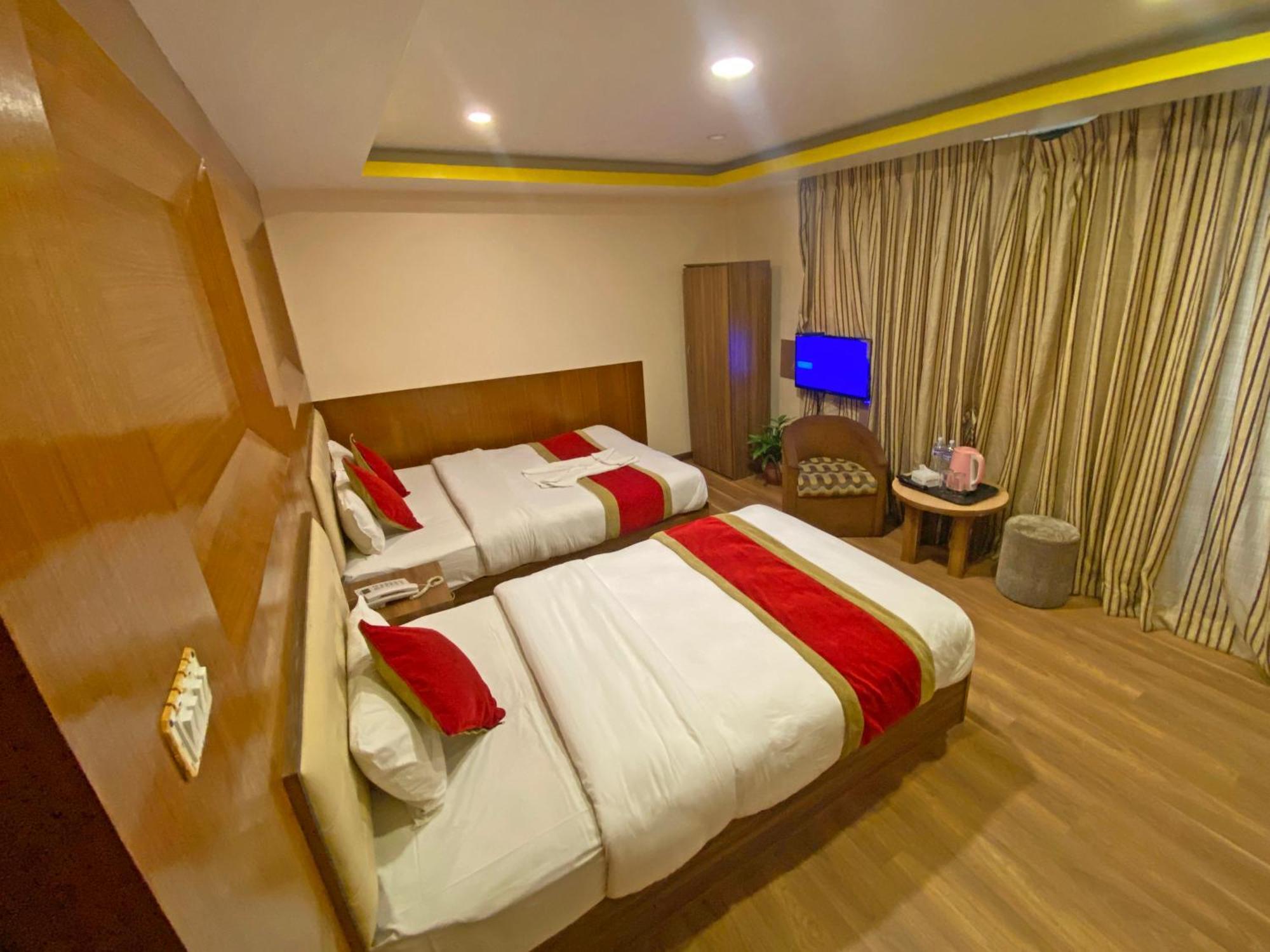 Hotel Airport Holiday Kathmandu Exterior photo
