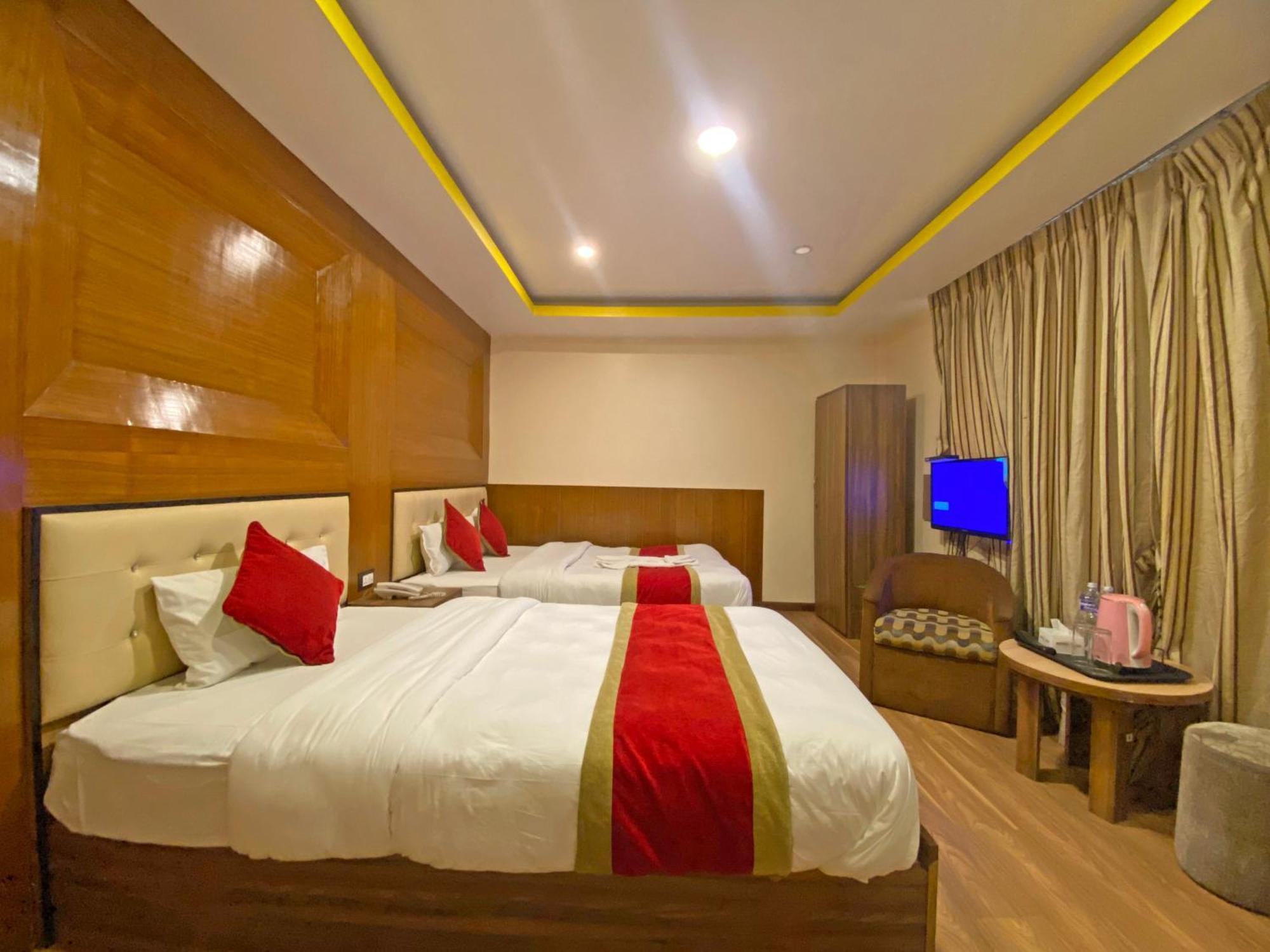 Hotel Airport Holiday Kathmandu Exterior photo